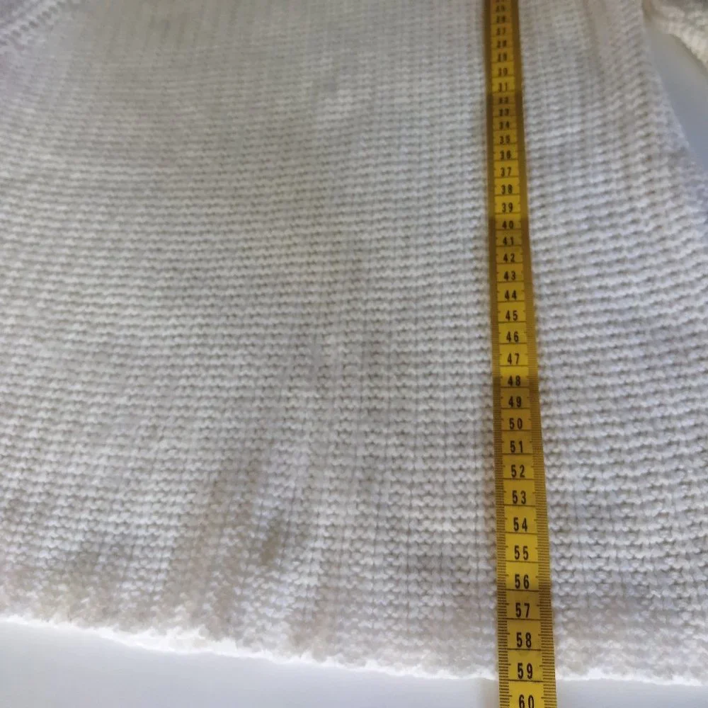 Women Turtle neck sweater size medium - Picture 4 of 5